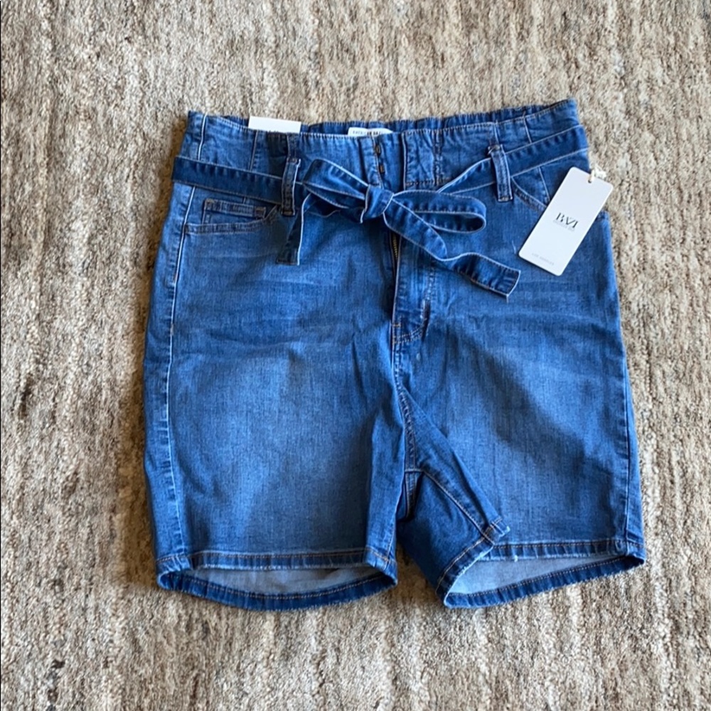 NWT American Bazi Paper Bag Denim Shorts *Size 1X*
